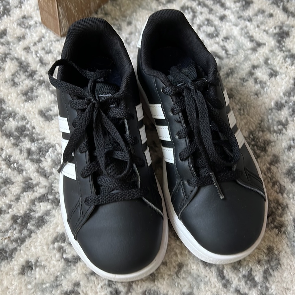 Adidas Shoe - Picture 2 of 4